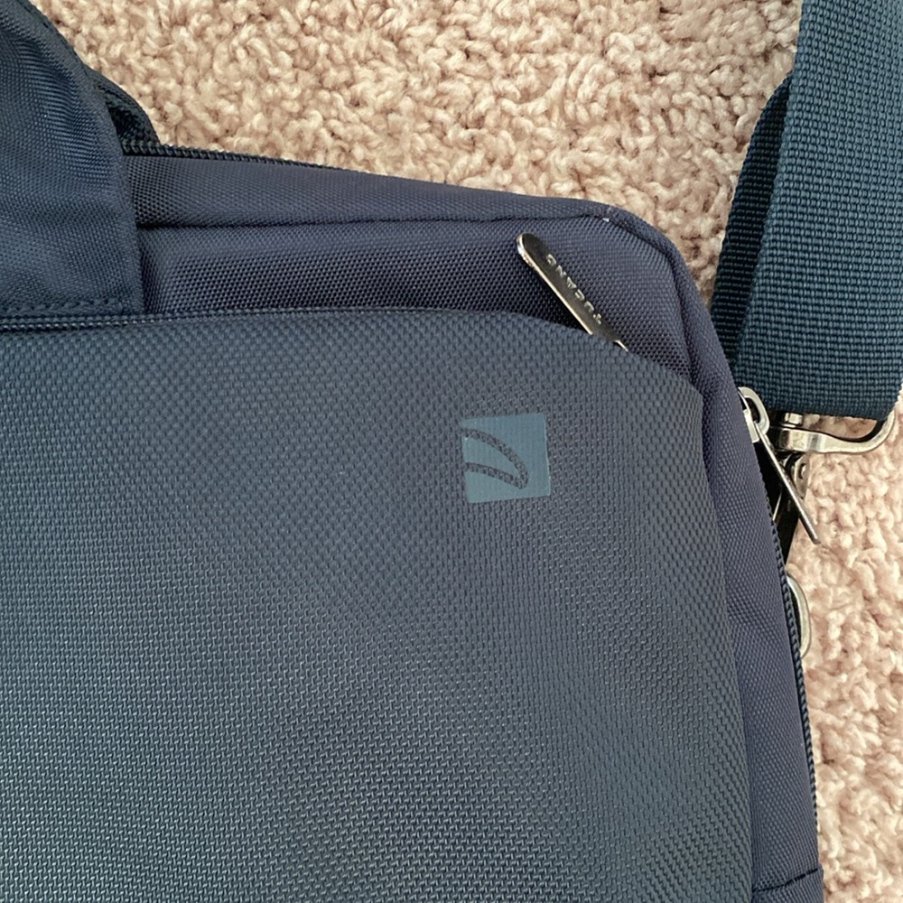 Tucano Laptop Bag - Picture 3 of 6